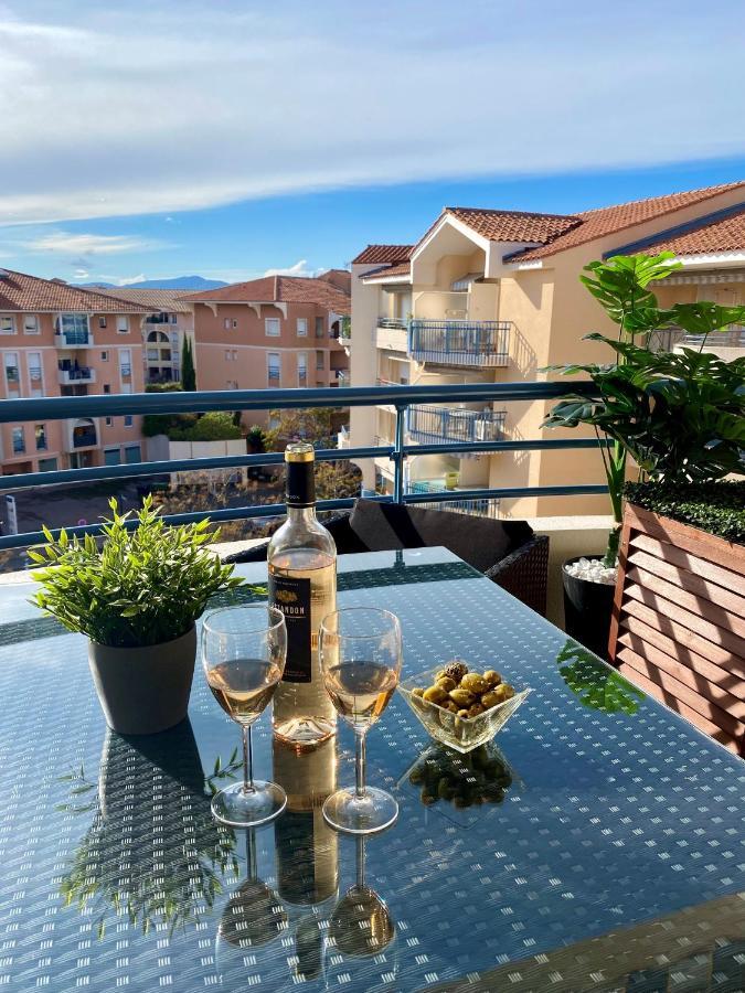Port-Frejus, Le Paladien, Appartement 2 Pieces Climatise, Terrasse & Parking ภายนอก รูปภาพ