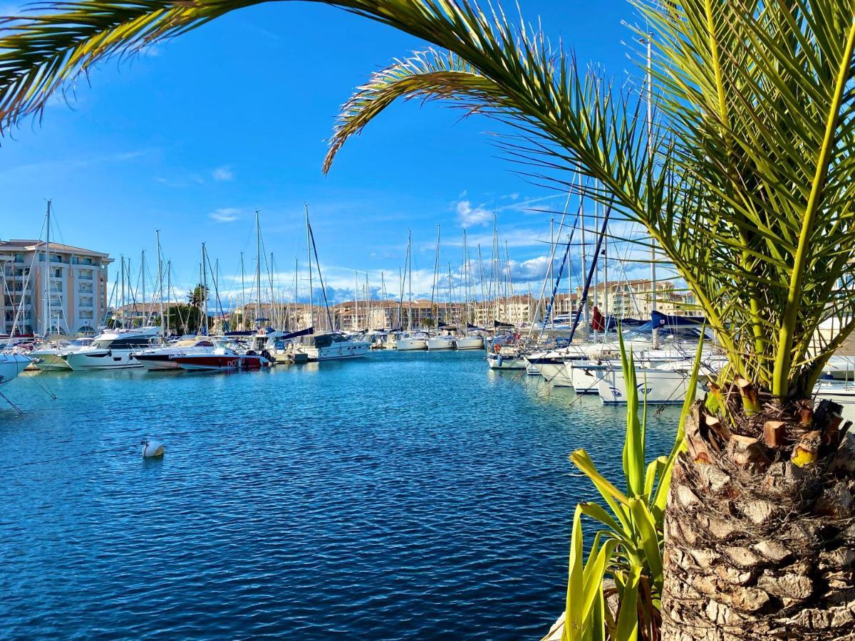 Port-Frejus, Le Paladien, Appartement 2 Pieces Climatise, Terrasse & Parking ภายนอก รูปภาพ
